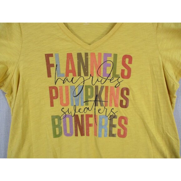 Old Navy Flannels Pumpkins Bonfires Autumn Graphic Tee Shirt Womens XL Yellow - Picture 2 of 8